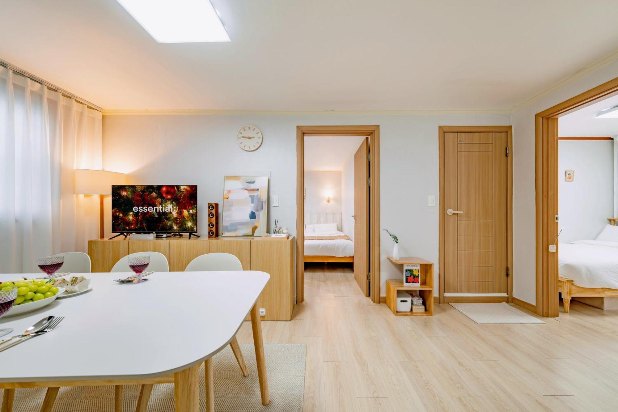 Luna Apartment