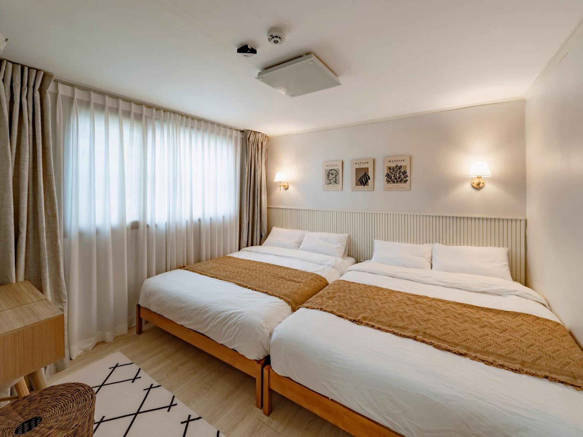 Luna Apartment